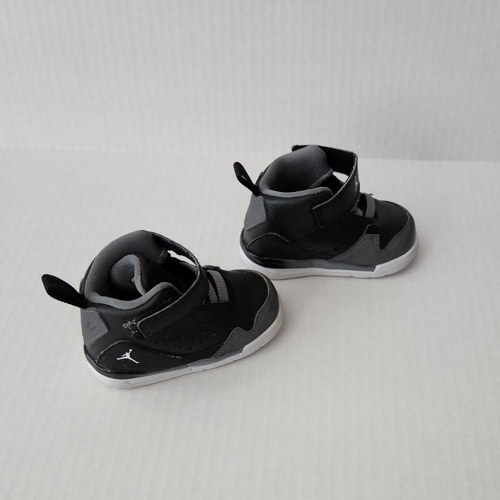Baby Jordan Flight by Nike